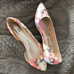 Floral flats